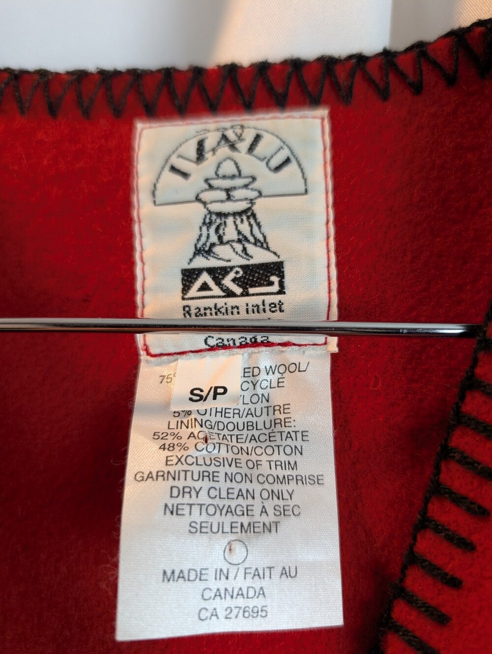 Vintage Ivalu Red Wool Vest Inuit Art Button | Made in Canada | Whipstitch Trim - Picture 5 of 9